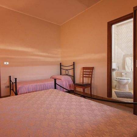 Joanne B&B Canicattini Bagni Exteriör bild