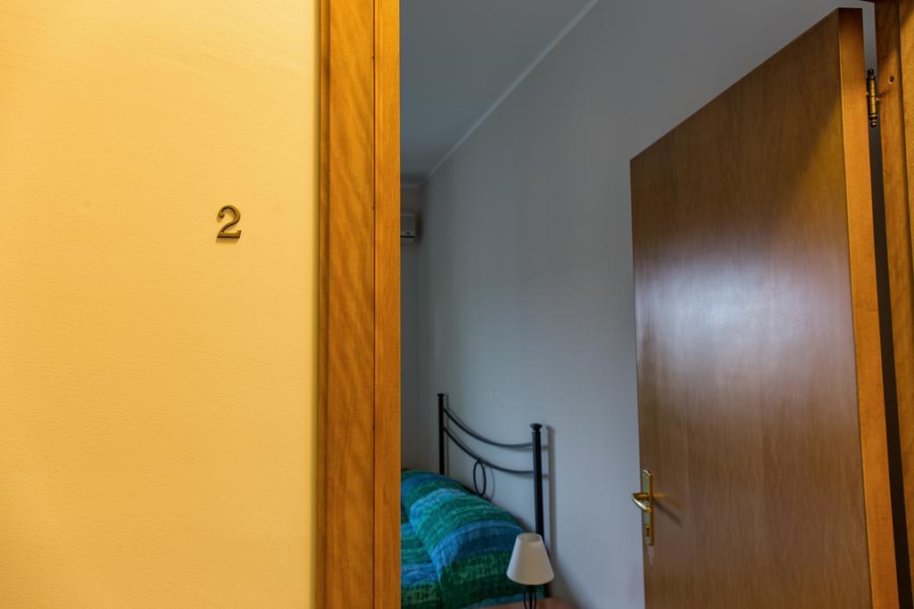 Joanne B&B Canicattini Bagni Rum bild