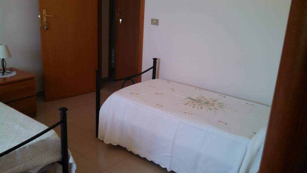Joanne B&B Canicattini Bagni Rum bild