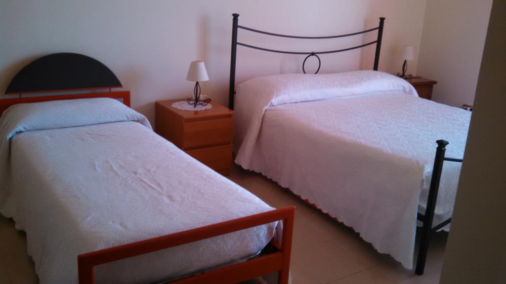 Joanne B&B Canicattini Bagni Rum bild