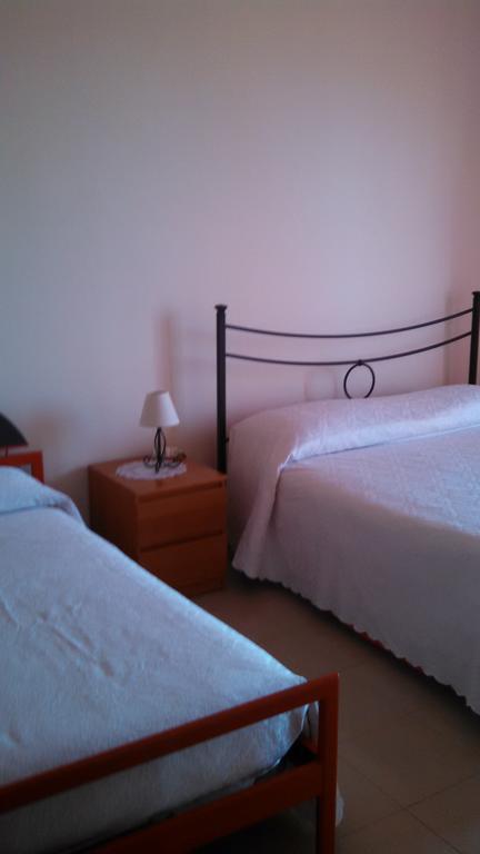 Joanne B&B Canicattini Bagni Rum bild